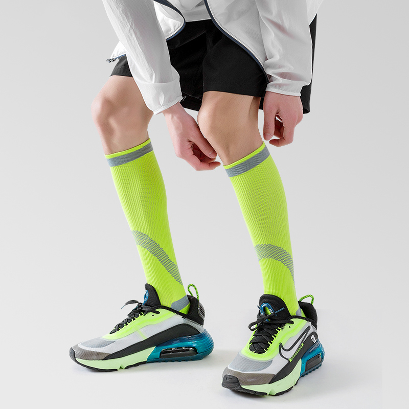 Chaussettes de compression pour cyclisme en plein air en jacquard brillant