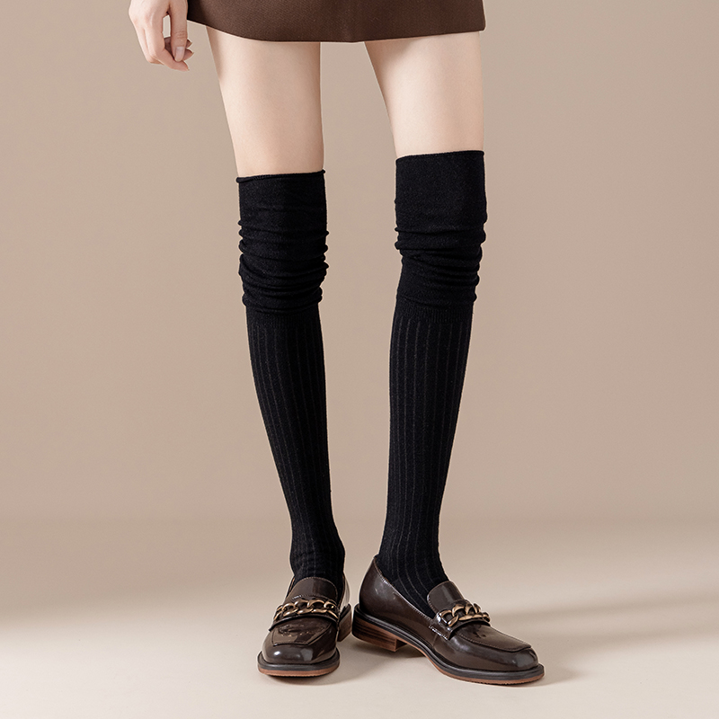 Chaussettes hautes sexy en coton à aiguille unique pour femmes noires