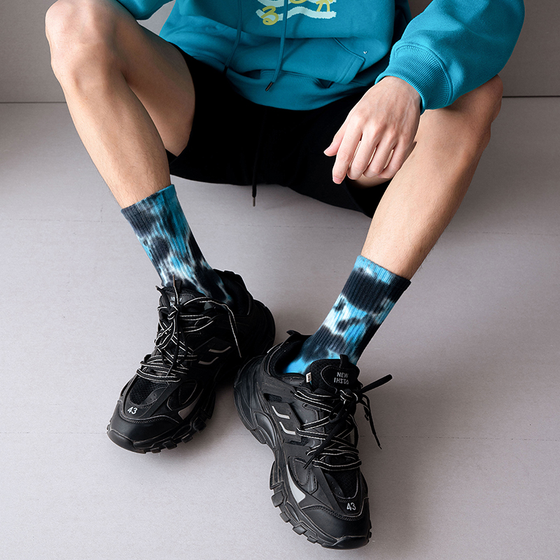 Chaussettes de sport tie-dye mi-mollet en coton