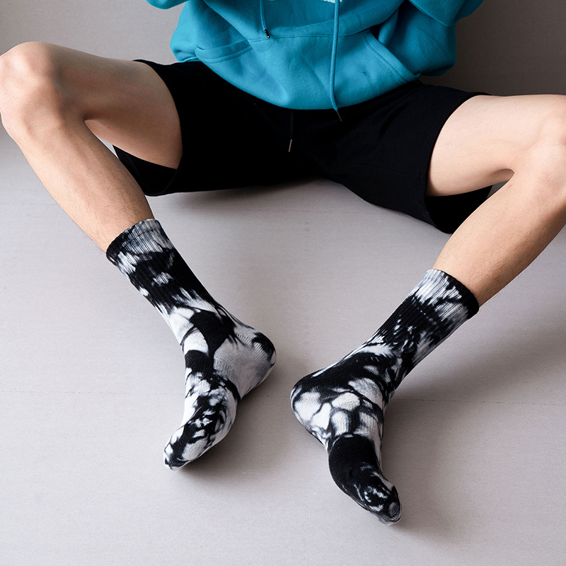 Chaussettes de sport tie-dye mi-mollet en coton