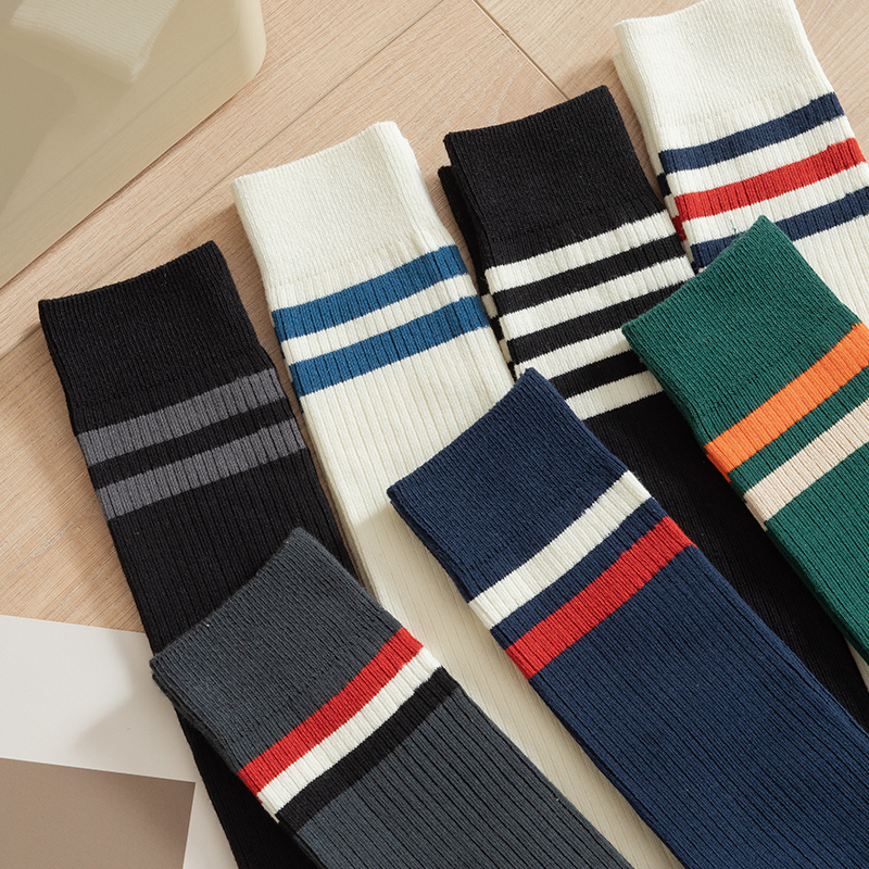 Chaussettes hautes femme rayées