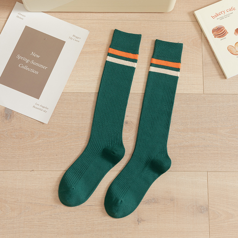 Chaussettes hautes femme rayées