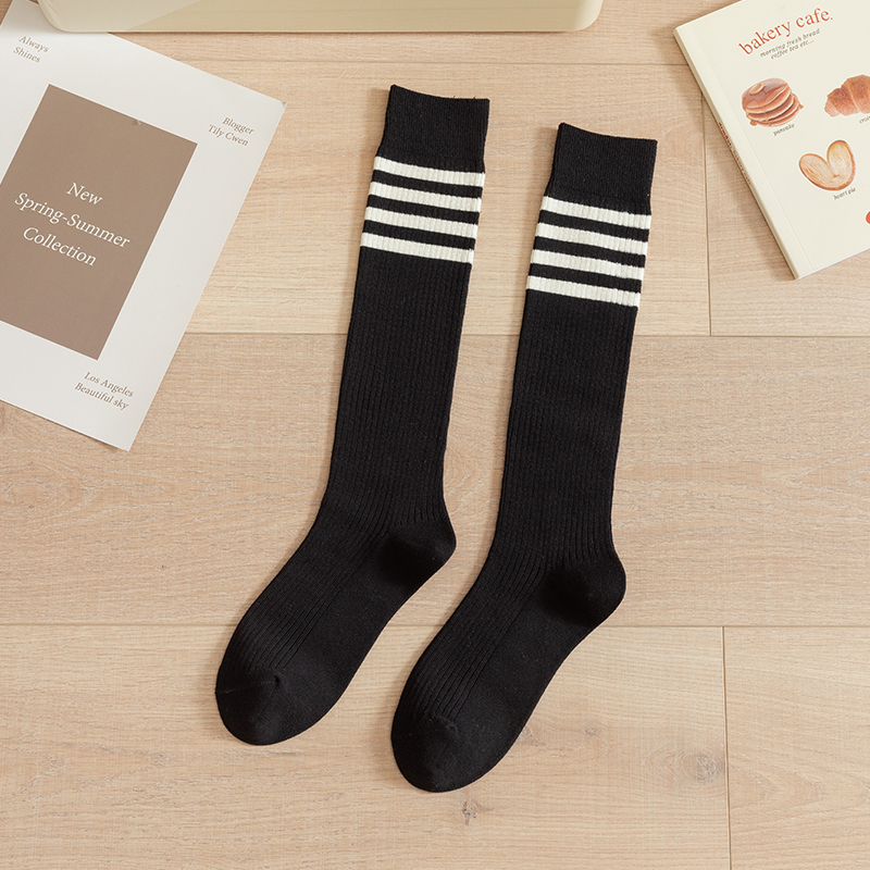 Chaussettes hautes femme rayées